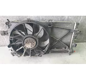 Вентилятор радиатора 13205947 Opel Astra H 1.6